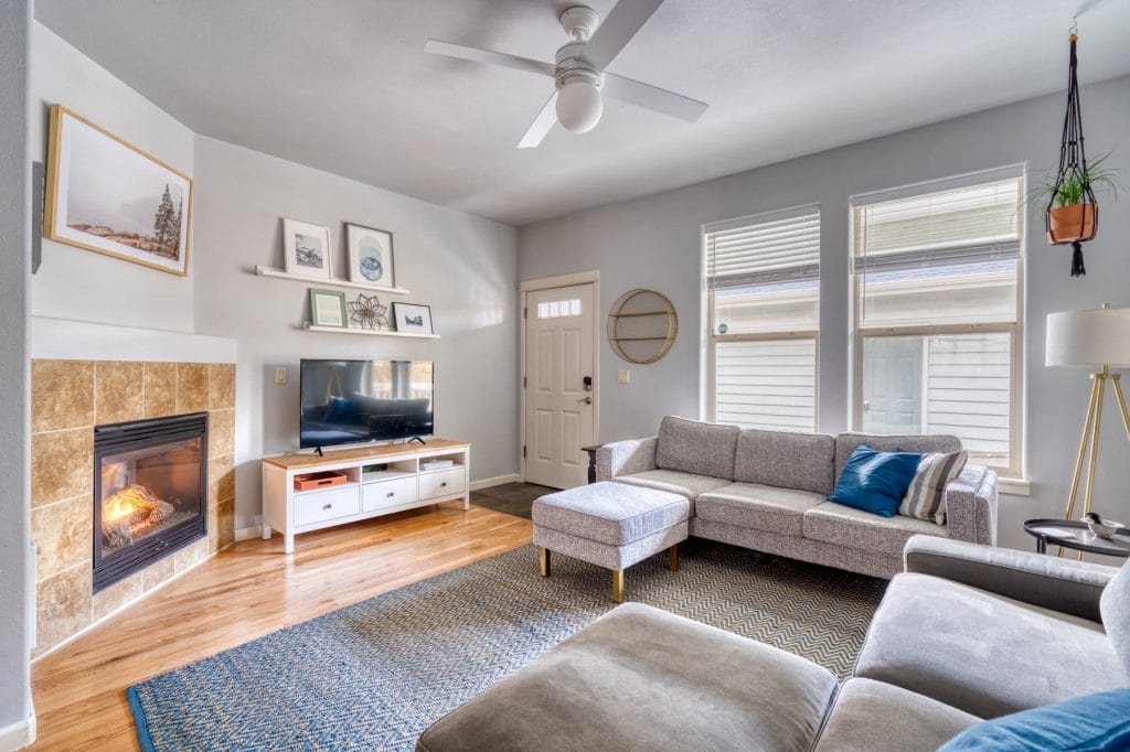 Bend Real Estate Photographer Wasim Muklashy Real Estate Photographer Bend High Desert Real Estate Photographer Oregon Real Estate Photographer Portland Real Estate Photographer Real Estate Photography Bend Real Estate Photography Pricing Contact Bend Real Estate Photographer Wasim