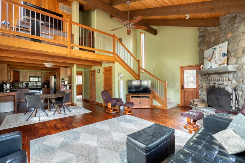 Bend Real Estate Photographer Wasim Muklashy Real Estate Photographer Bend High Desert Real Estate Photographer Oregon Real Estate Photographer Portland Real Estate Photographer Real Estate Photography Bend Real Estate Photography Pricing Contact Bend Real Estate Photographer Wasim
