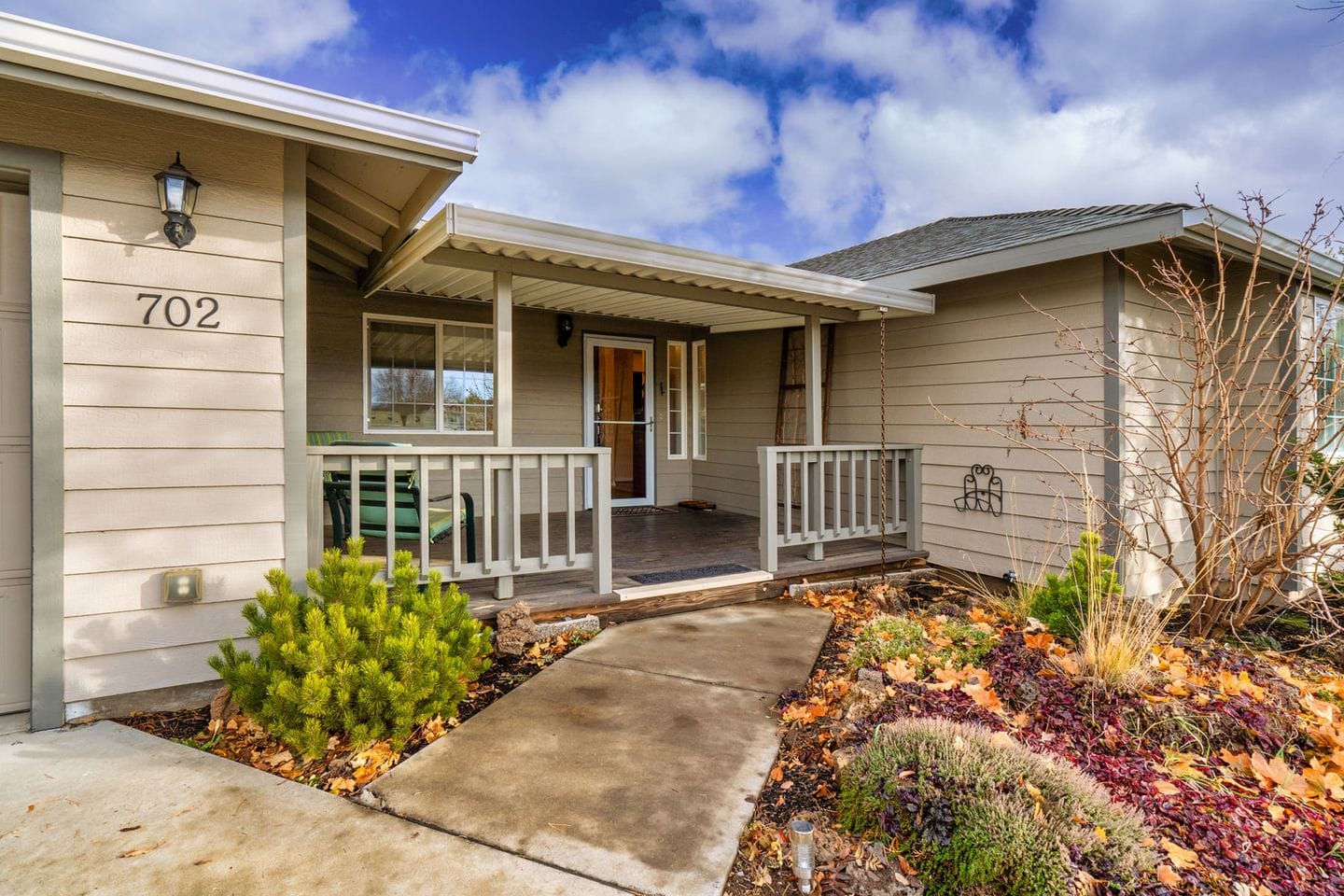Bend Real Estate Photographer Wasim Muklashy Real Estate Photographer Bend High Desert Real Estate Photographer Oregon Real Estate Photographer Portland Real Estate Photographer Real Estate Photography Bend Real Estate Photography Pricing Contact Bend Real Estate Photographer Wasim