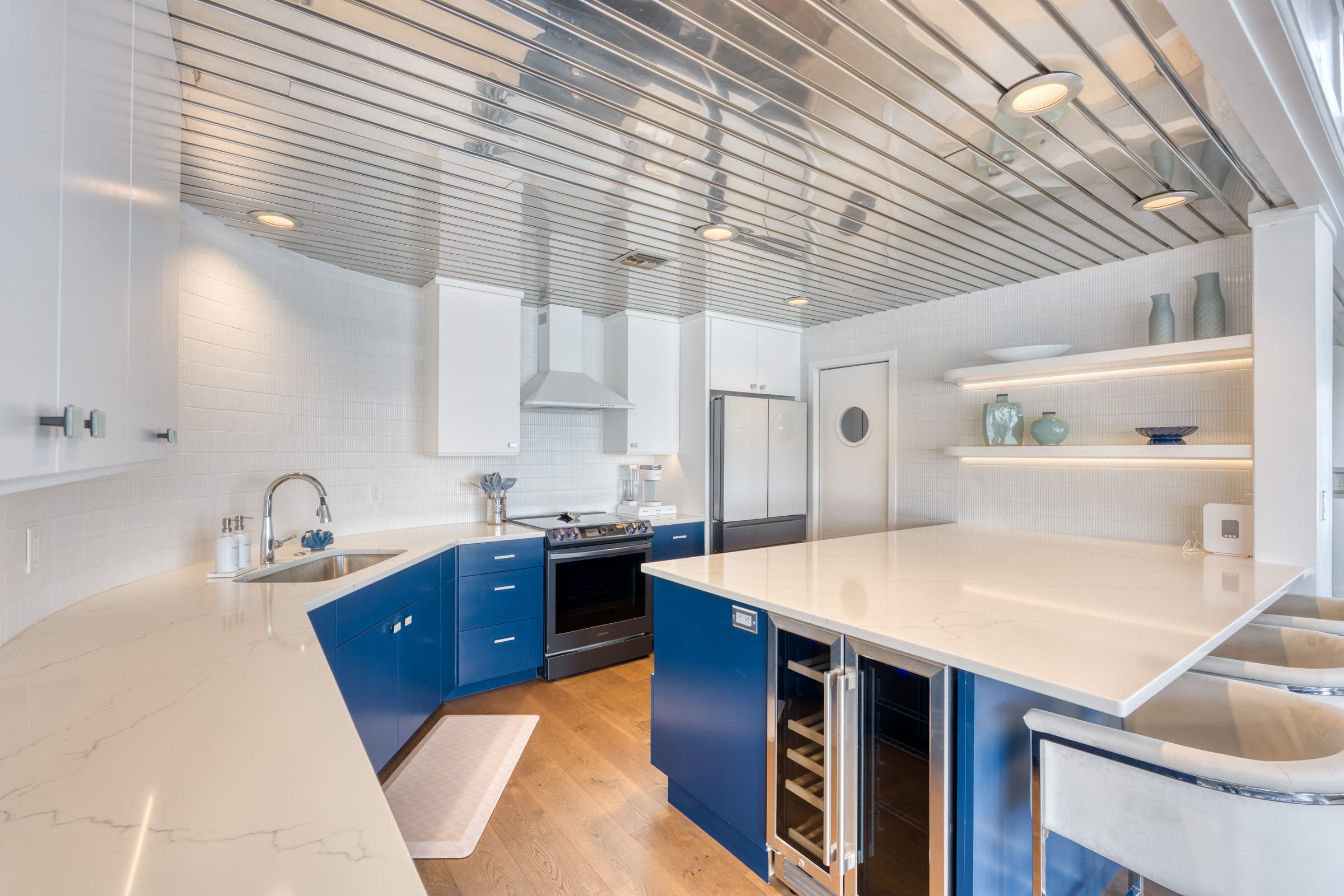 151 Aqua Star Pro Property Photos Bend Real Estate Photographer Wasim Muklashy 2400px webres