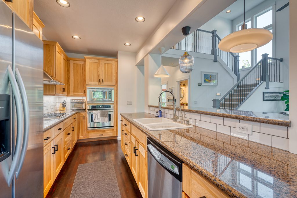 Professional listing photography in Bend & Central Oregon by Wasim Muklashy