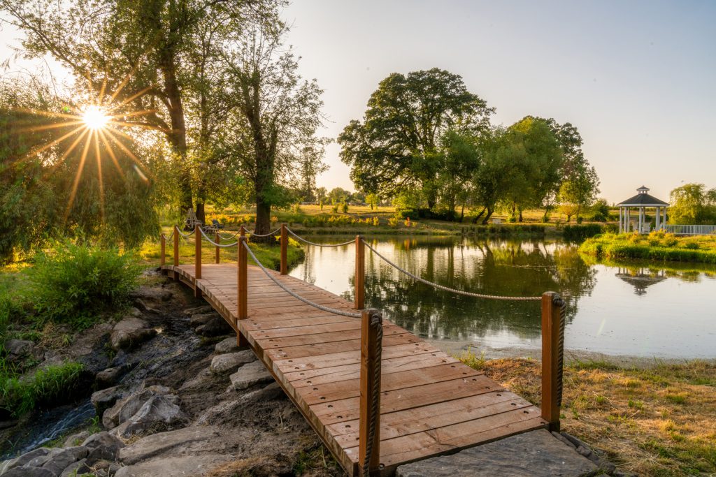 Central Oregon real estate photography — Bend, Redmond & Sisters — by Wasim