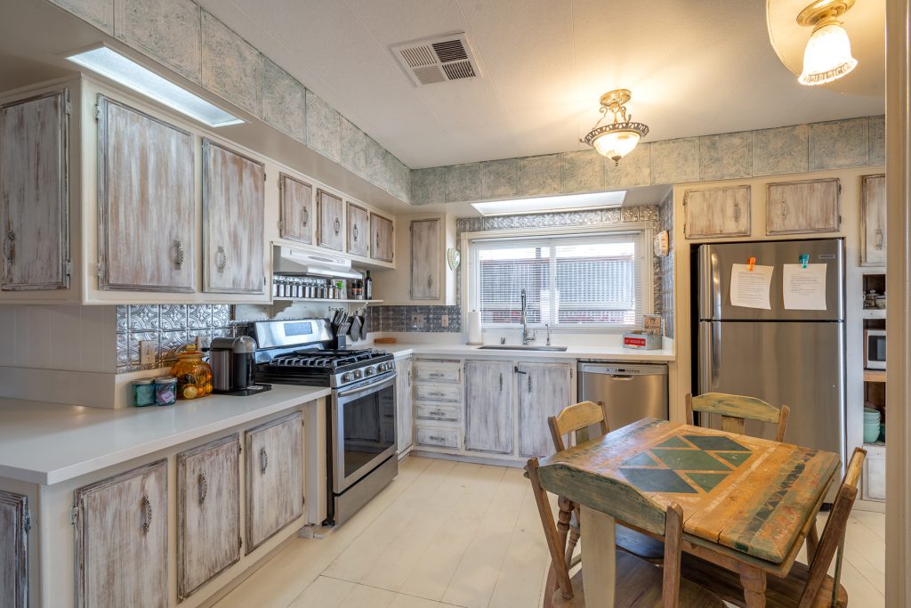 Central Oregon real estate photography — Bend, Redmond & Sisters — by Wasim